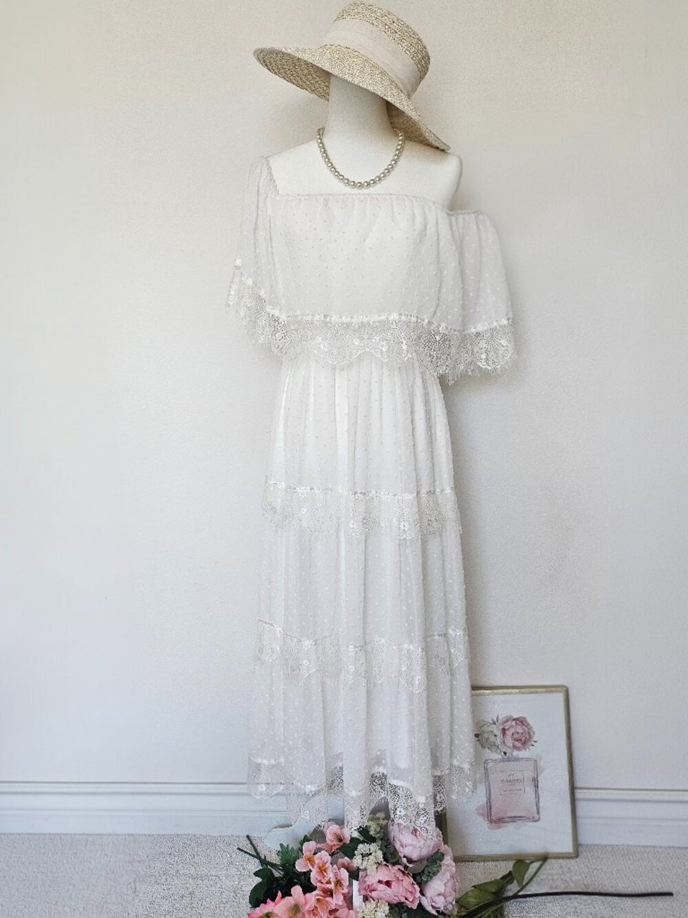 NWOT Coco Love Apparel White Lace Off-the-Shoulder Midi Dress Size M